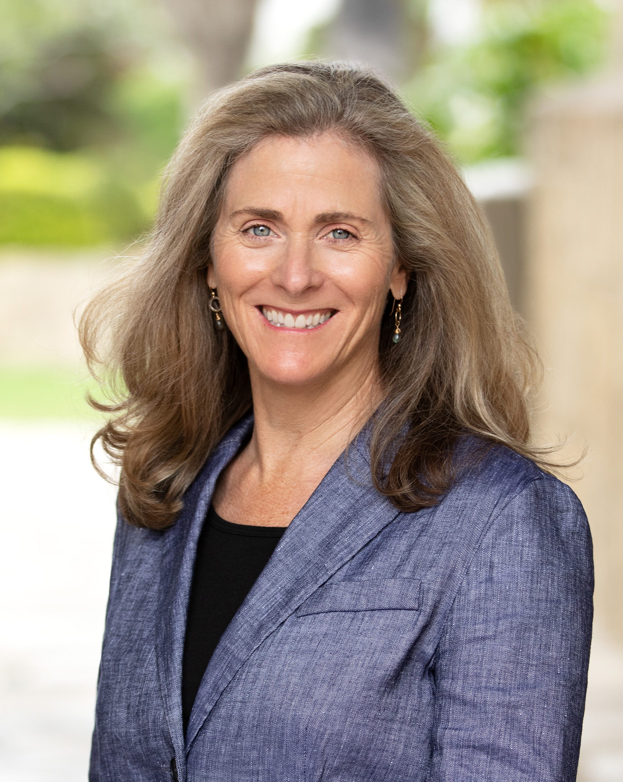 Jennifer Reitz headshot